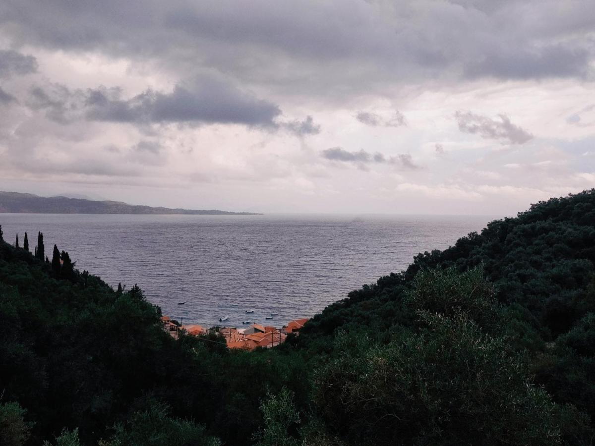 Kaminaki Seaview Apartments Katávolos Екстериор снимка